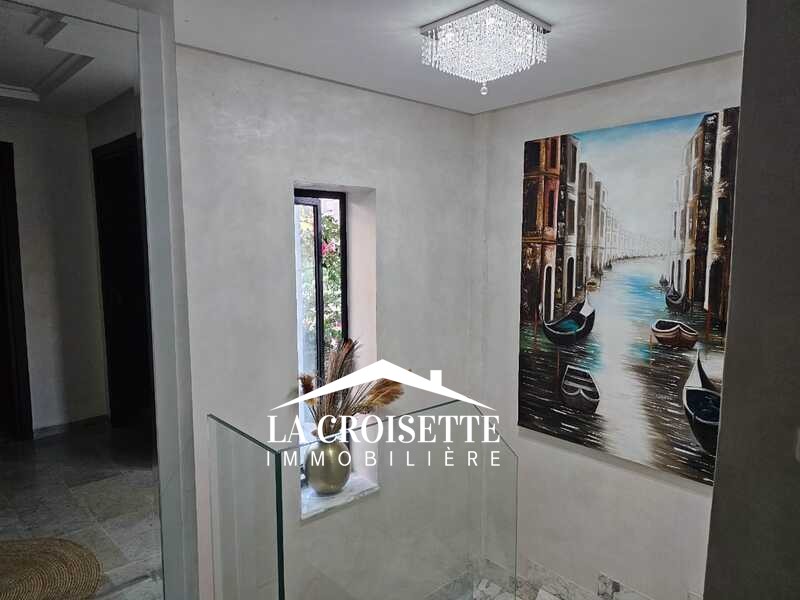 Duplex avec piscine S+3 meublé à Ain Zaghouan Nord